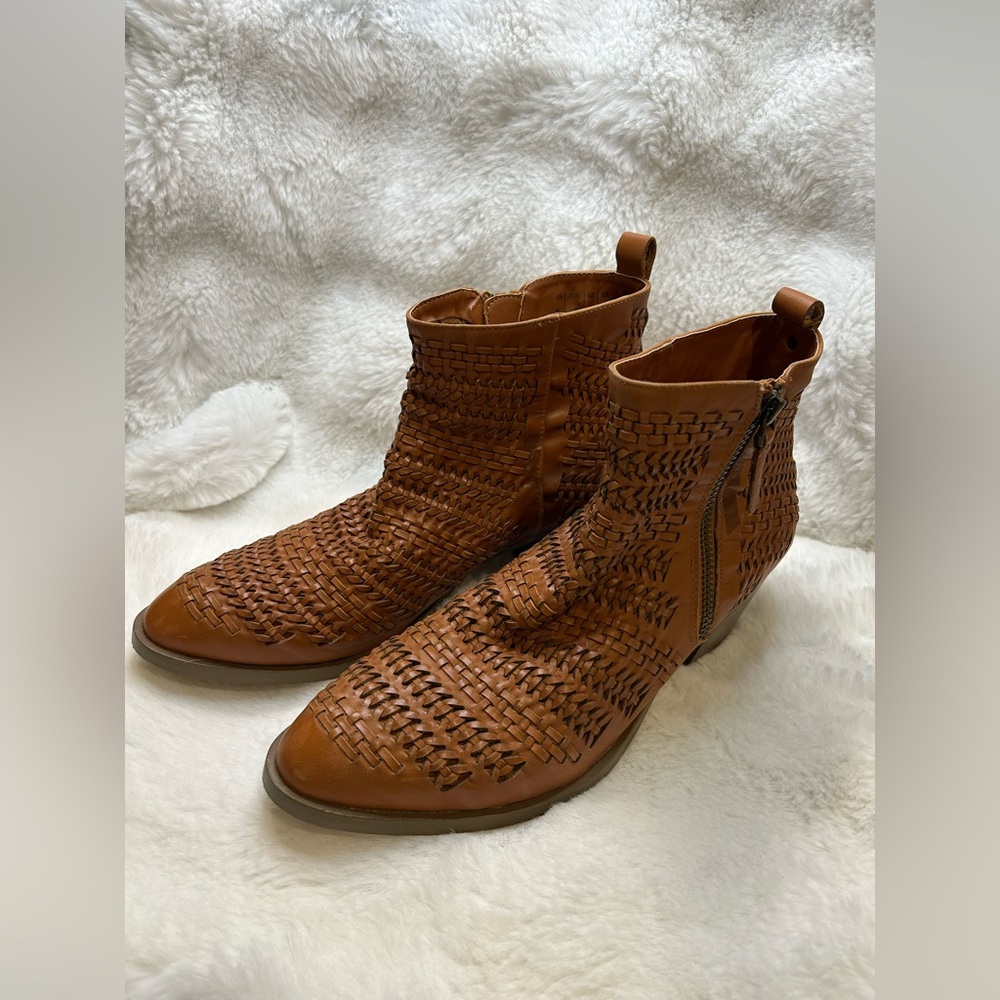 GAP Woven Tan Ankle Boots